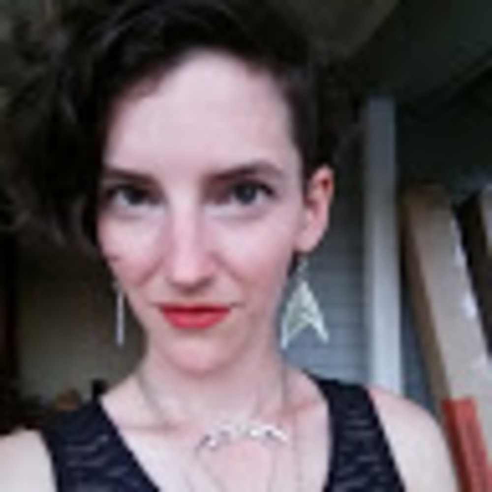 Meet your Posher, Claire